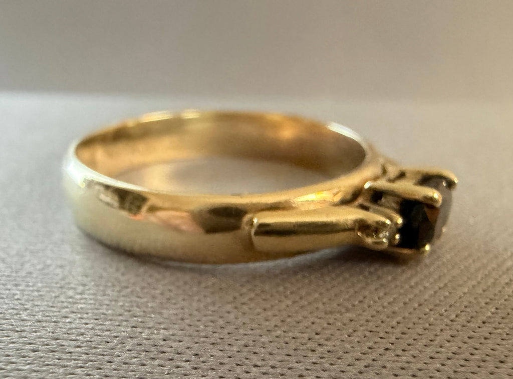 Vintage 9ct Yellow Gold Black Sapphire with Diamond accents Ring