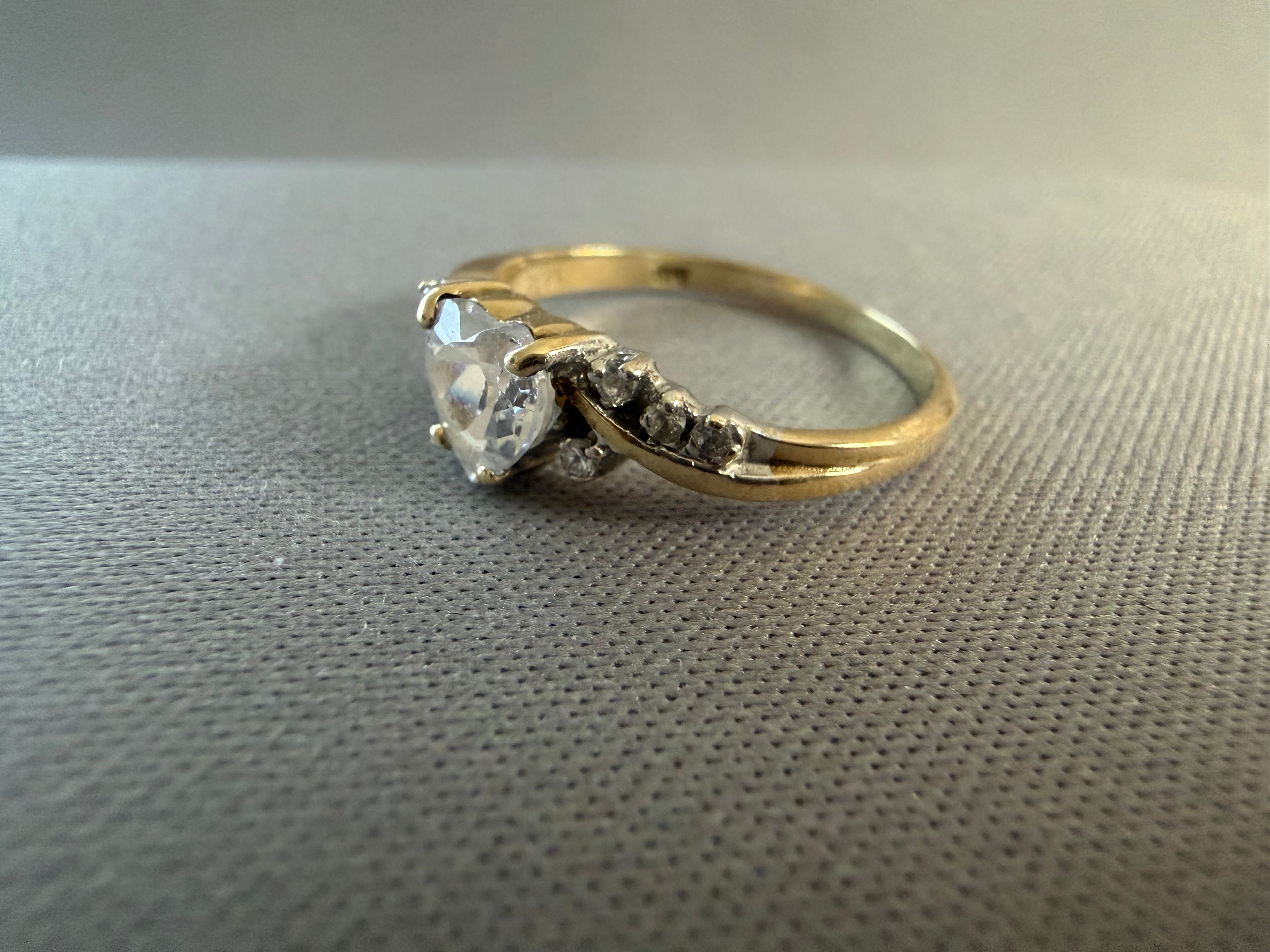 Retro 9ct Yellow Gold Crystal and Diamond Ring Circa 1980s