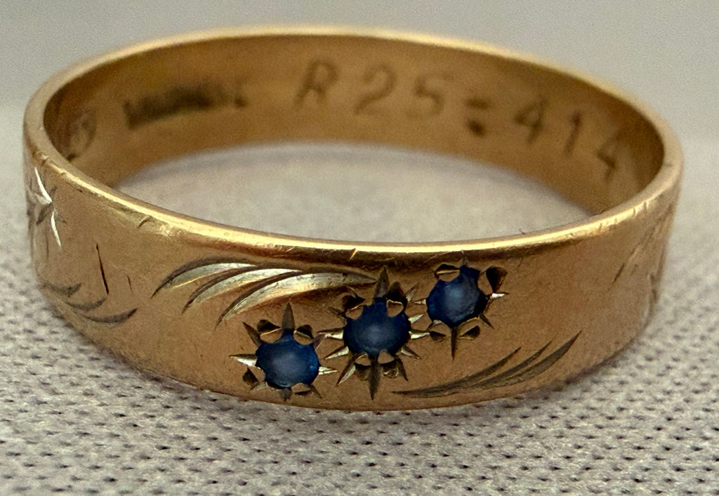 Vintage Australian My Valentine Sapphire Band, c.1959–1970 9Ct Yellow Gold