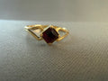 Vintage 18ct Yellow Gold and Garnet Ring