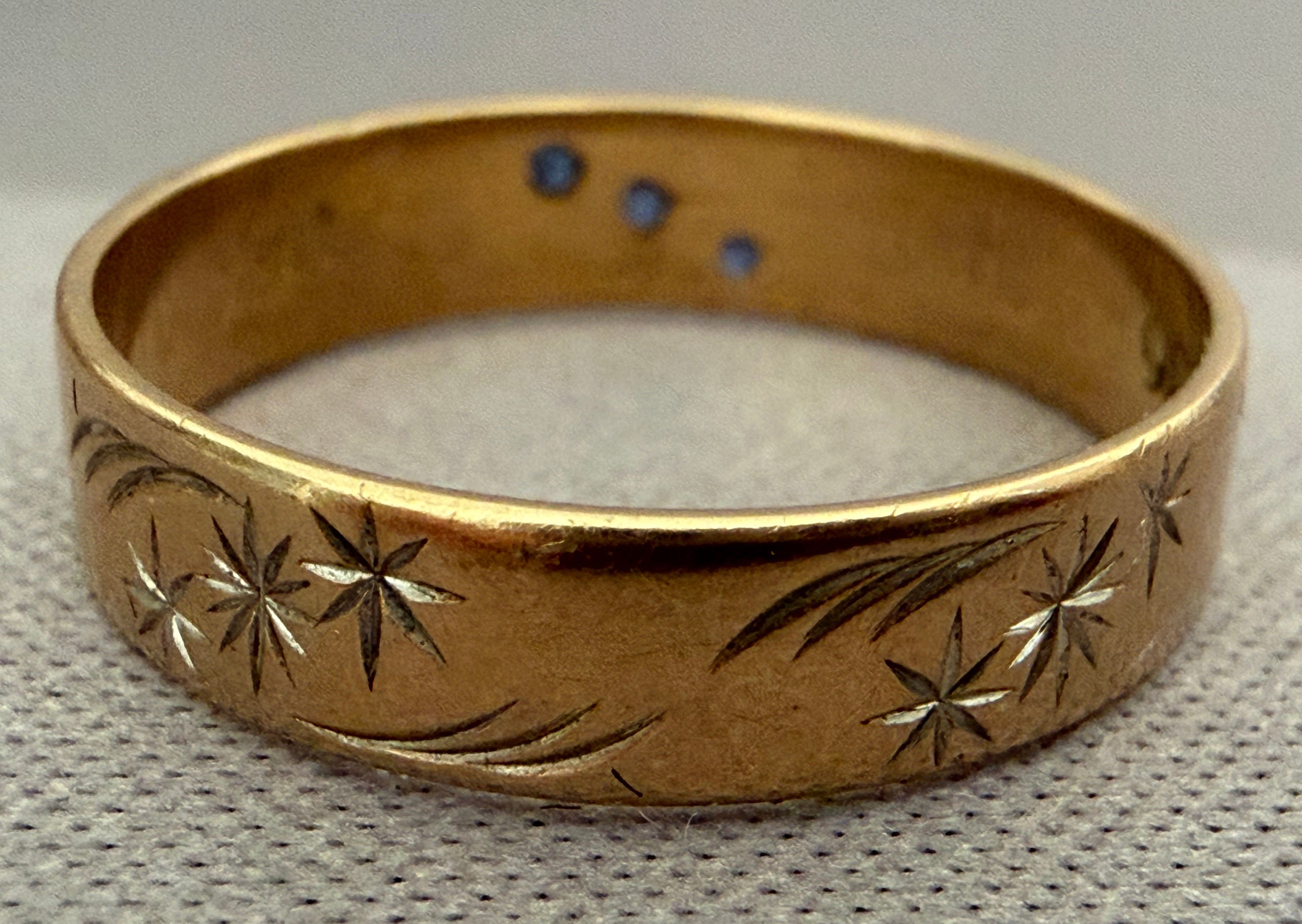 Vintage Australian My Valentine Sapphire Band, c.1959–1970 9Ct Yellow Gold