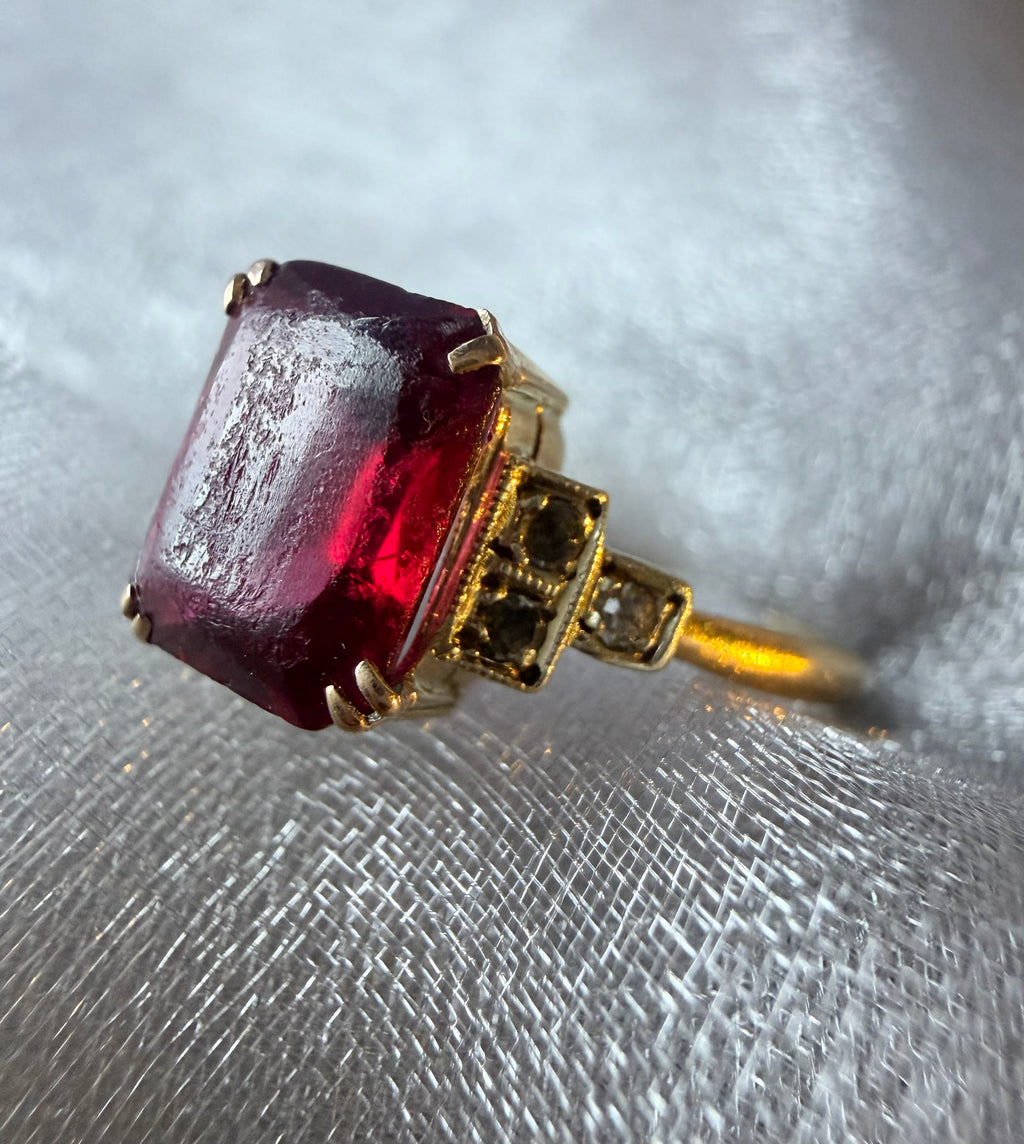 Antique 9ct gold paste ring by J. Lawrence, left side profile