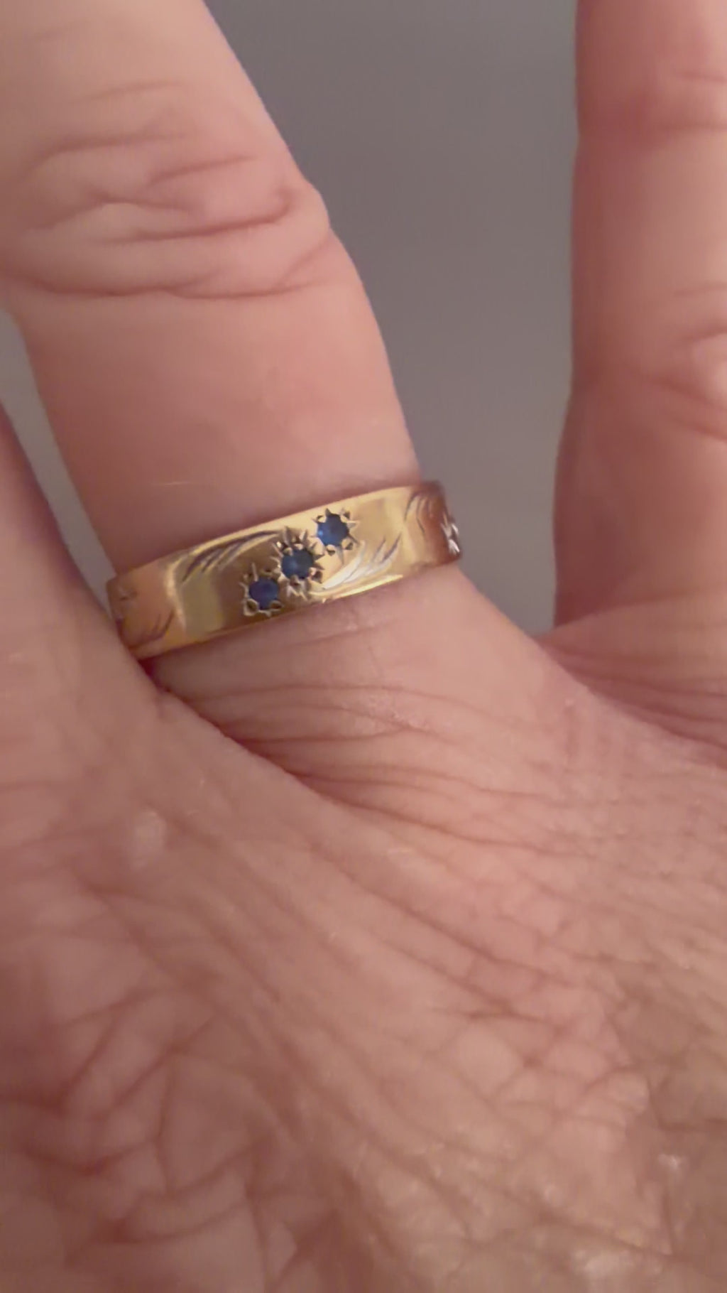 Vintage Australian My Valentine Sapphire Band, c.1959–1970 9Ct Yellow Gold