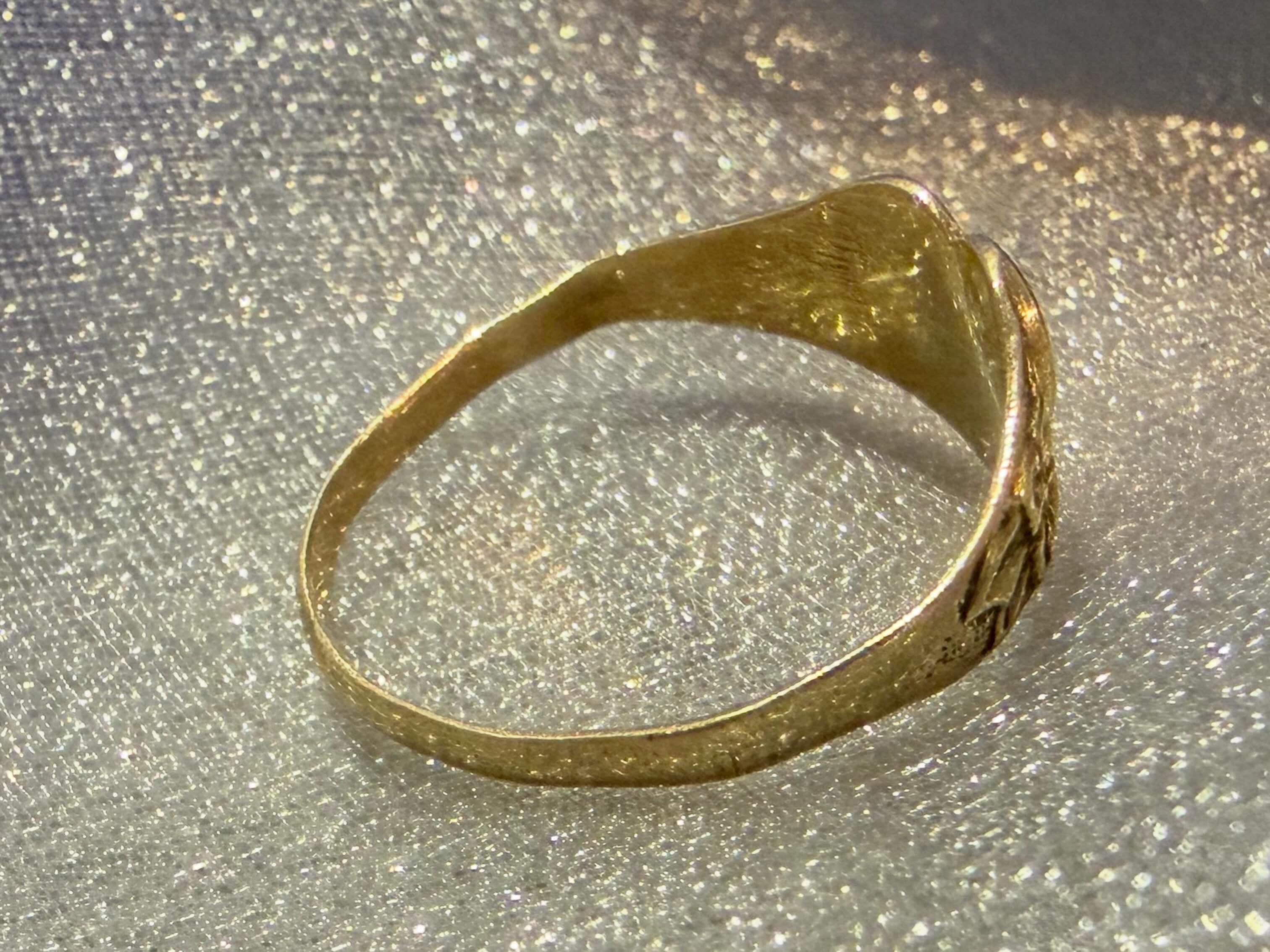 Inside view of vintage Rodd 9ct gold heart signet ring, Australian mid-century
