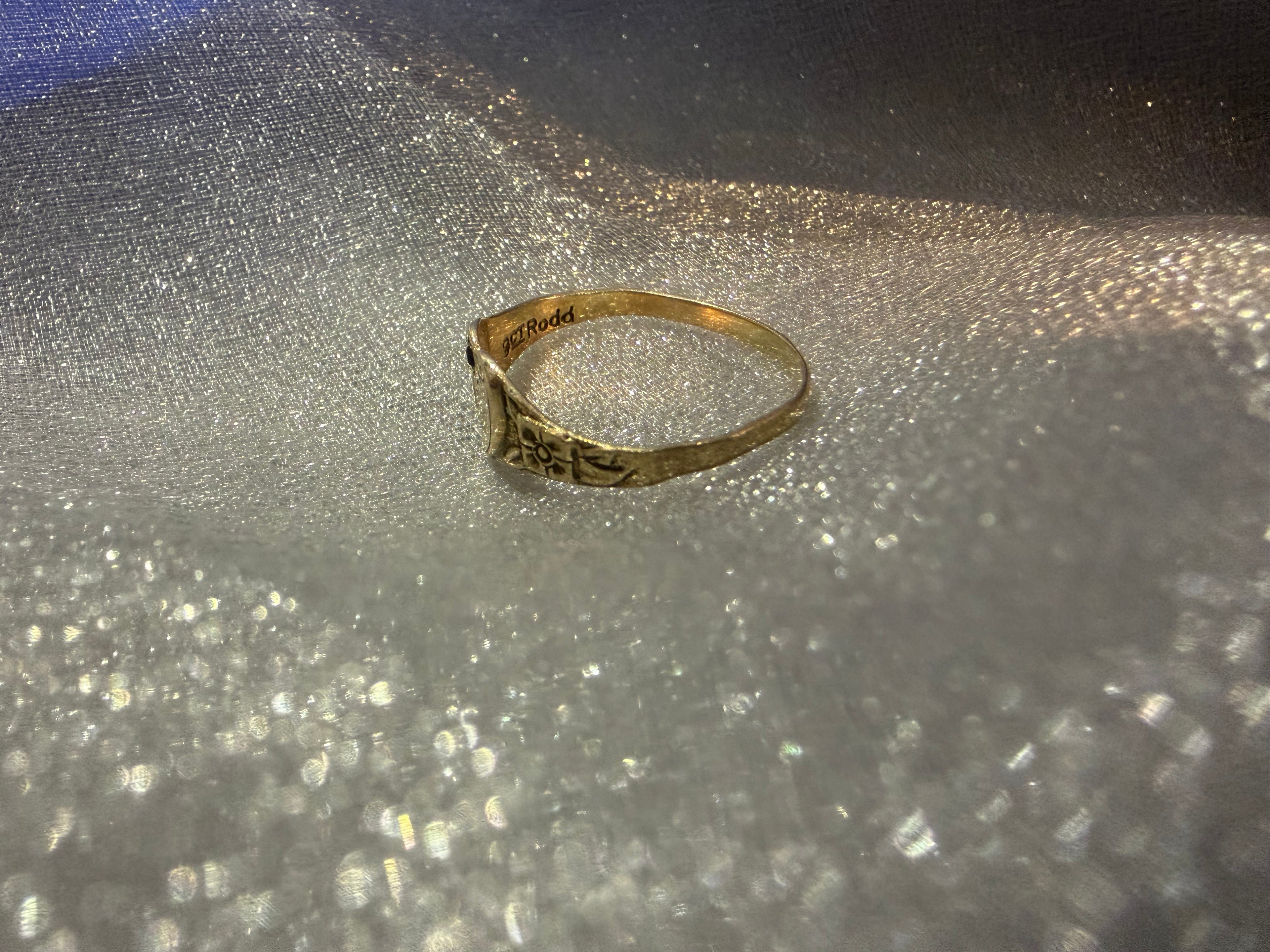 Rodd maker's mark on vintage 9ct gold ring, Melbourne-made c.1950s